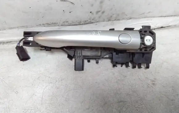 Renault Scenic II - Grand scenic II Front door exterior handle 8200076073