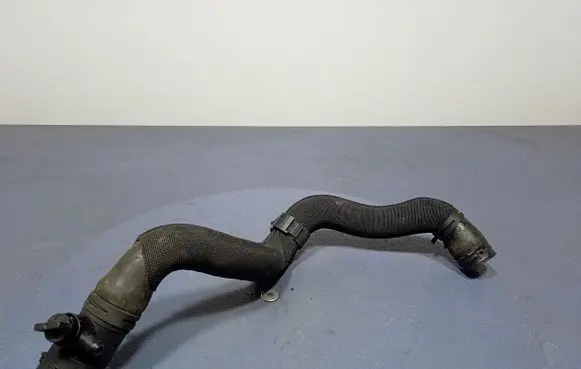 Audi Q5 SQ5 Engine coolant pipe/hose 8K0122293F