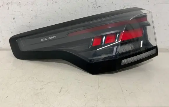 Volkswagen Tiguan Rear/tail lights 571945207A