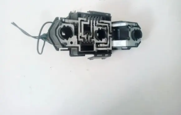 Volkswagen PASSAT B4 Tail light bulb cover holder 3a9945257