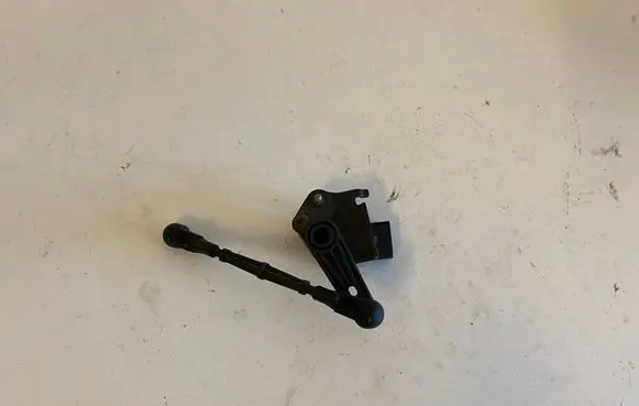 Audi Q7 4M Headlight/headlamp level sensor 4M0941310H 4M0907503