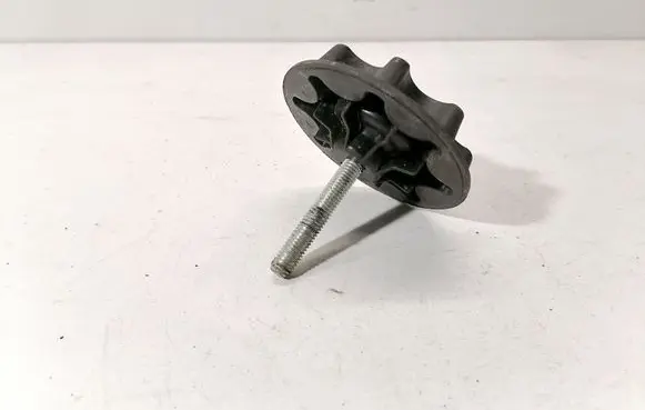 Lexus RX 450H Spare wheel bolt 