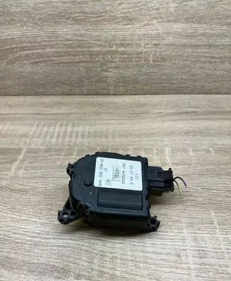 Opel Corsa C Air flap motor/actuator 6NN00829802 970504K