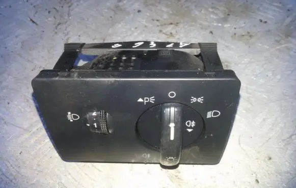 Ford Focus C-MAX Light switch 3M5T13A024FA