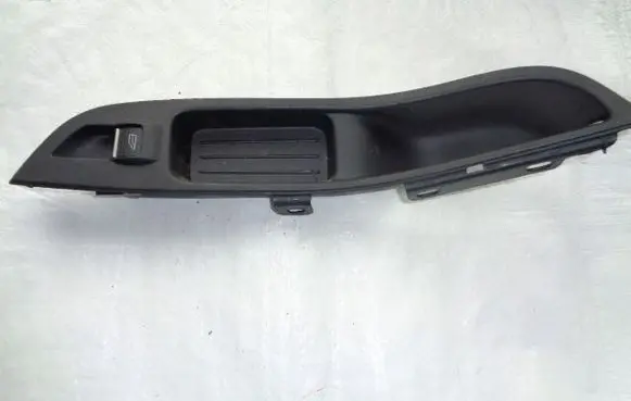 Ford Focus Electric window control switch BM51A240A40AD