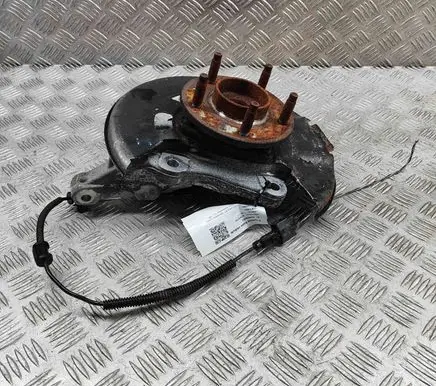 Chevrolet Orlando Front wheel hub 13248526