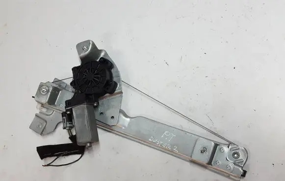 Dacia Duster Rear door manual window regulator 