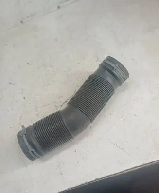 Skoda Fabia Mk1 (6Y) Air intake hose/pipe 6Q0129684B PX0446052