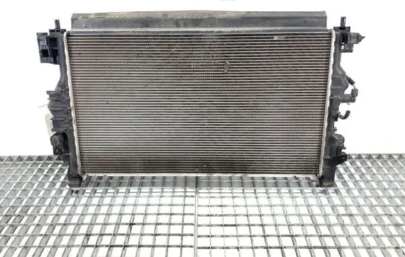 Opel Zafira C Coolant radiator 13393983