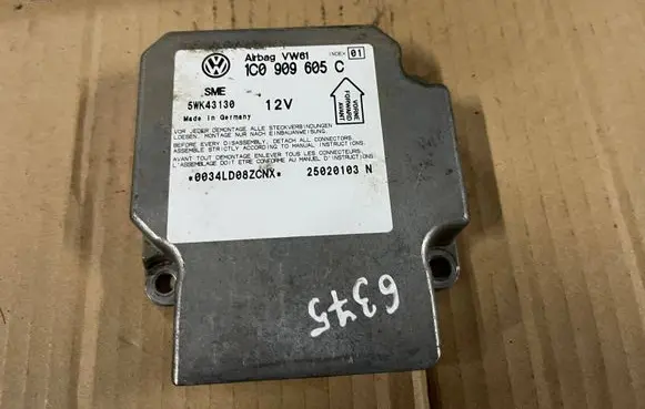 Volkswagen PASSAT B5.5 Airbag control unit/module 1C0909605C 5WK43130 25020103N