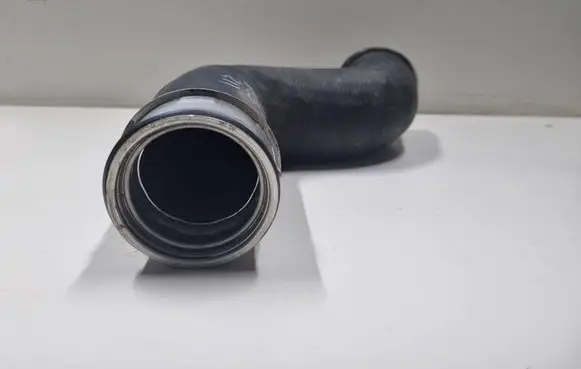 Mercedes-Benz E W211 Intercooler hose/pipe