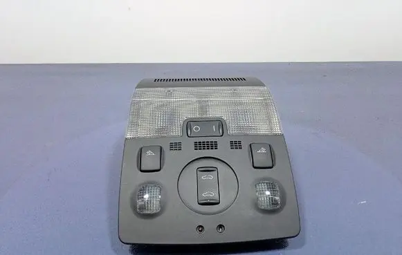 Audi A3 S3 A3 Sportback 8P Boot/trunk interior light 8P0951177