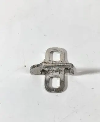 Mercedes-Benz E W212 Loading door lock loop/hook striker A2047580003