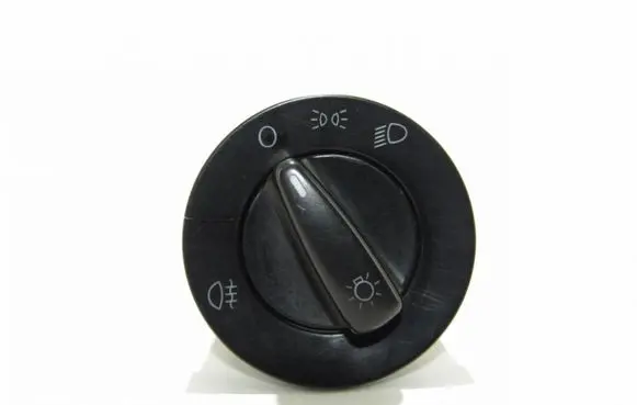 Volkswagen Golf IV Light switch 1C0941531