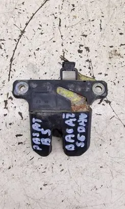 Tailgate/trunk/boot lock/catch/latch