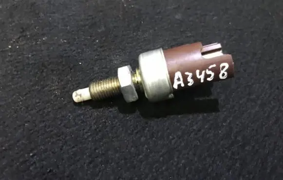 Mazda Premacy Brake pedal sensor switch