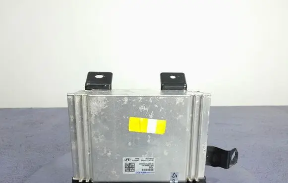 Hyundai i30 Engine control unit/module ECU 39199-07020