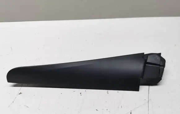 BMW 2 F45 Other front door trim element 65991