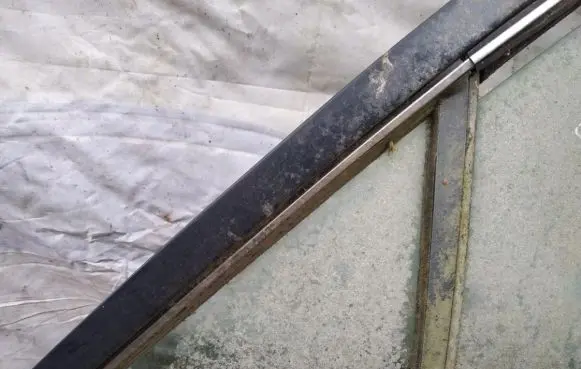 Peugeot 405 Rear vent window glass 