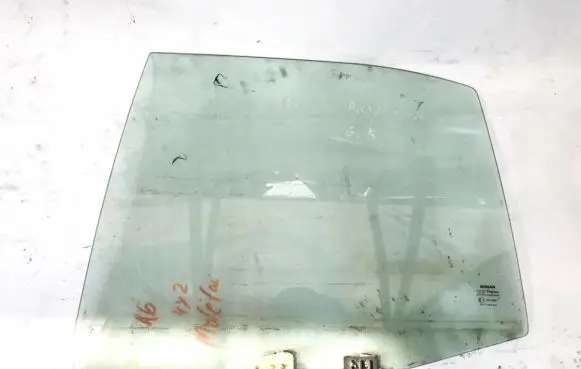 Nissan Primera Rear door window glass