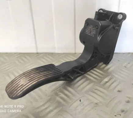 Mercedes-Benz Sprinter W906 Accelerator throttle pedal 0280755025 A9063000304 ZGS01300018