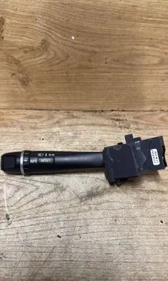 Volvo XC90 Indicator stalk 31268561