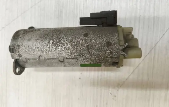 Audi Q7 4L Seat adjustment motor 0130002529