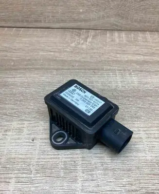Seat Cordoba (6L) ESP acceleration yaw rate sensor 8E0907637A 0265005245 Used
