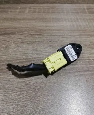 Toyota Avensis T250 Airbag deployment crash/impact sensor 8983105010