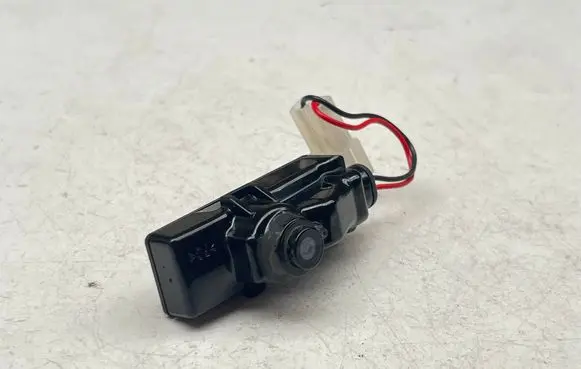 Audi Q3 F3 Rear glass lock/latch Q761 5FB945291C
