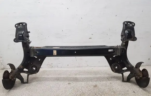Volkswagen Golf Sportsvan Rear axle beam 5Q0501115 5Q0501049