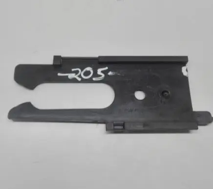 Volkswagen Touareg I Front driver seat rail trim 7L0881478