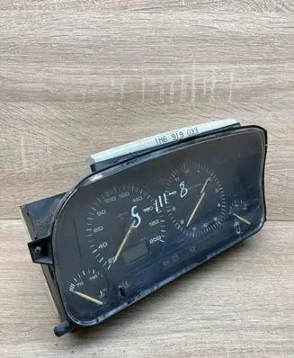 Volkswagen Golf III Speedometer (instrument cluster) 1H6919033 87001262