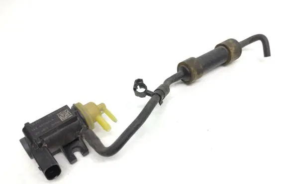 Volkswagen PASSAT B7 Turbo solenoid valve 1K0906627B 03g129808c