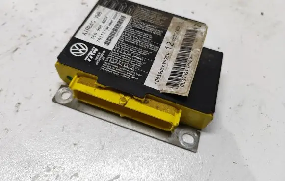 Volkswagen PASSAT B6 Airbag control unit/module 3C0909605F 38052903 391121