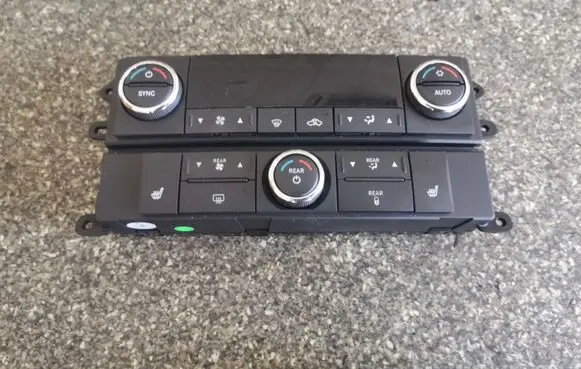 Chrysler Town & Country V Climate control unit P55111917AC 55111917AC