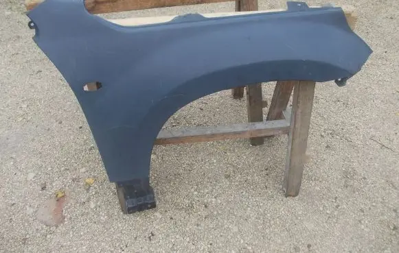 Suzuki Grand Vitara II Fender