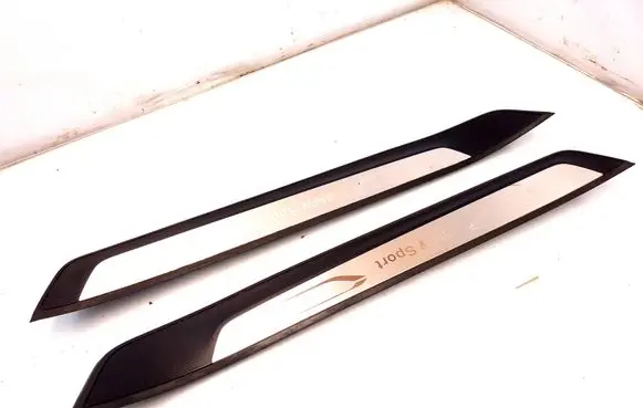 BMW X1 E84 sill trim set (inner) 7318566 8047746 7318567
