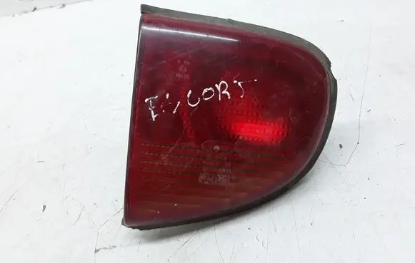 Ford Escort Tailgate rear/tail lights 93AG15K258BA