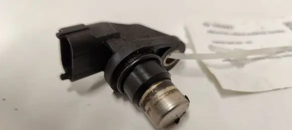 Toyota Yaris Crankshaft position sensor S0100095 2D10 0281002406
