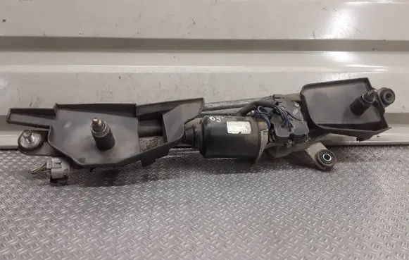 Nissan Pixo Front wiper linkage and motor 38100M68K00