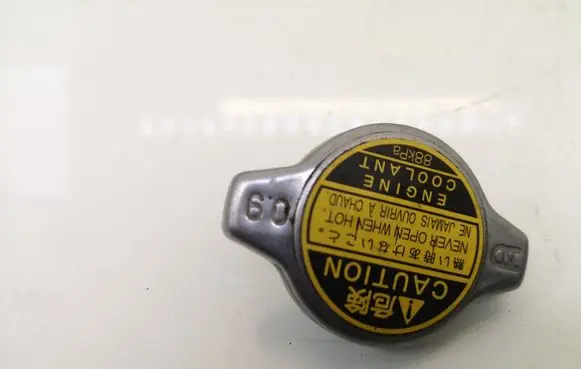 Toyota Avensis T250 Coolant expansion tank/reservoir cap 