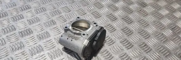 Mercedes-Benz GLC C253 Throttle body valve A2701410025