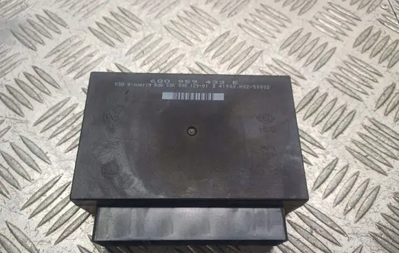 Skoda Fabia Mk1 (6Y) Central body control module 6Q0959433E