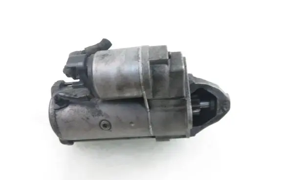 Audi A4 S4 B5 8D Starter motor D7R33 068911024E