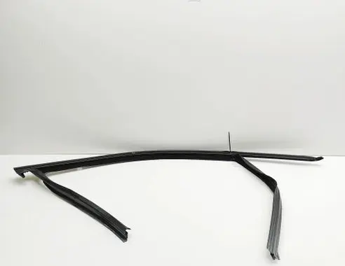 BMW X2 U10 Front door glass trim molding 5A2FC58