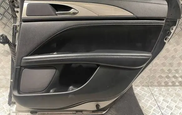 Lincoln MKZ II Sliding door card 