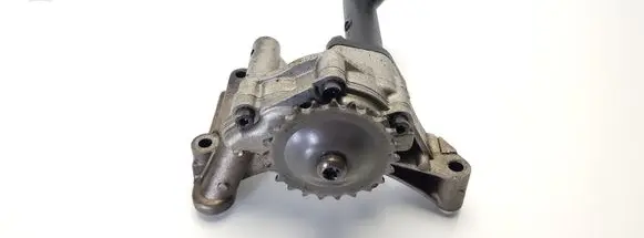Volkswagen Touran I Oil pump 038115251F 038115121C