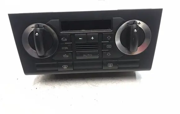 Audi A3 S3 8P Climate control unit 8P0820043H K713