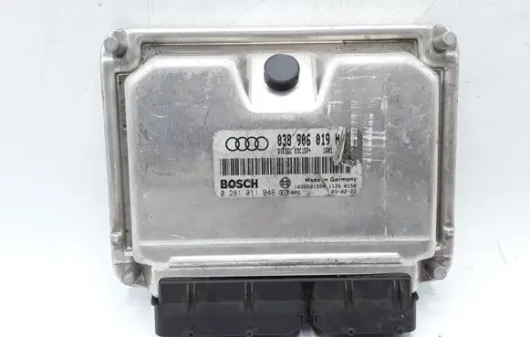 Audi A6 S6 C5 4B Engine control unit/module 038906019HM 0281011046 1039S01590